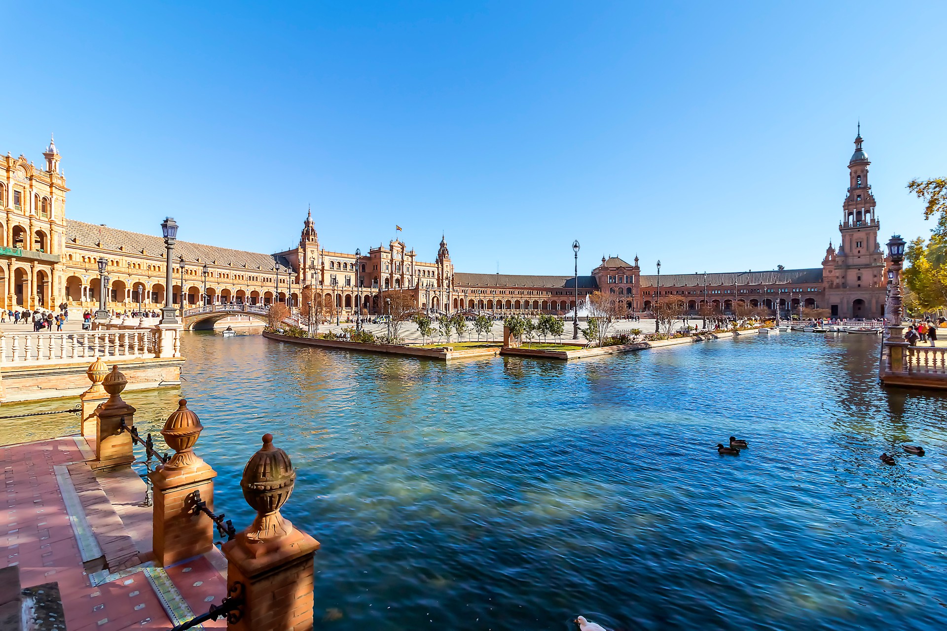 Plaza de Espana in Sevilla bezienswaardigheden