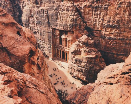 Treasury Petra van boven